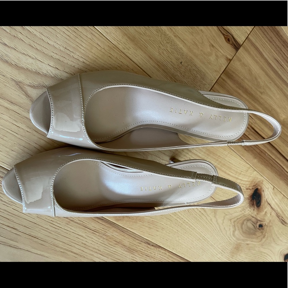 Kelly & Katie Lowyn Pump, Great Wedding Shoe